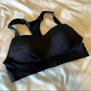 PINK Victoria’s Secret Ultimate Medium Impact Push-Up Sports Bra - SMALL - Black